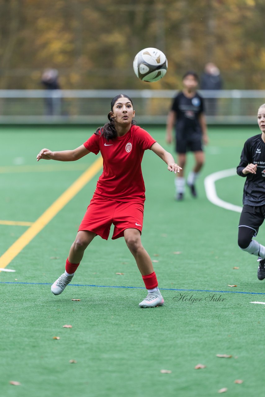Bild 236 - wCJ VfL Pinneberg - Eimsbuettler TV : Ergebnis: 0:3